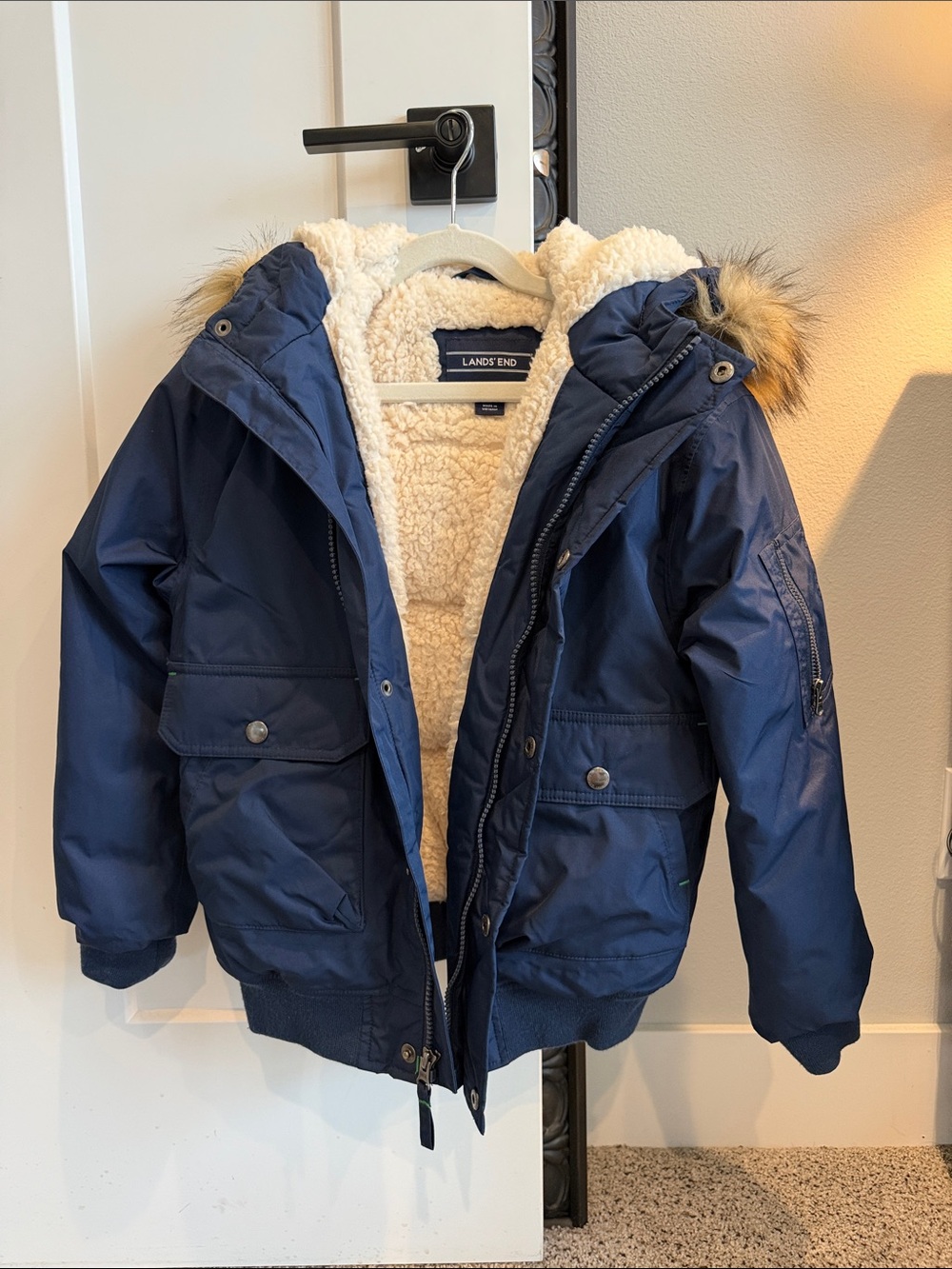 Lands’ End boys bomber jacket size small (8) with hood